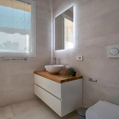 Sea Inside Luxury Apartment: Vista Mozzafiato Apartment *
